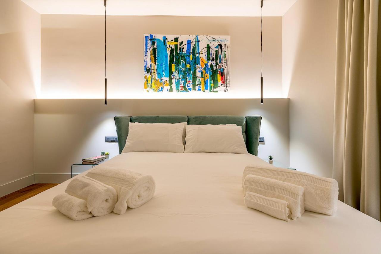 Vicomillesuites カリアリ エクステリア 写真