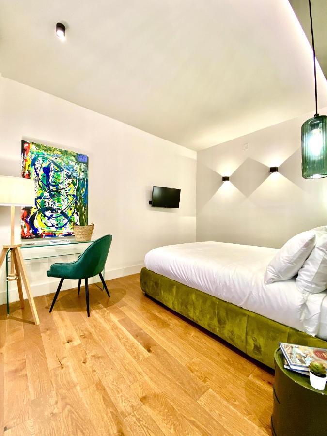 Vicomillesuites カリアリ エクステリア 写真