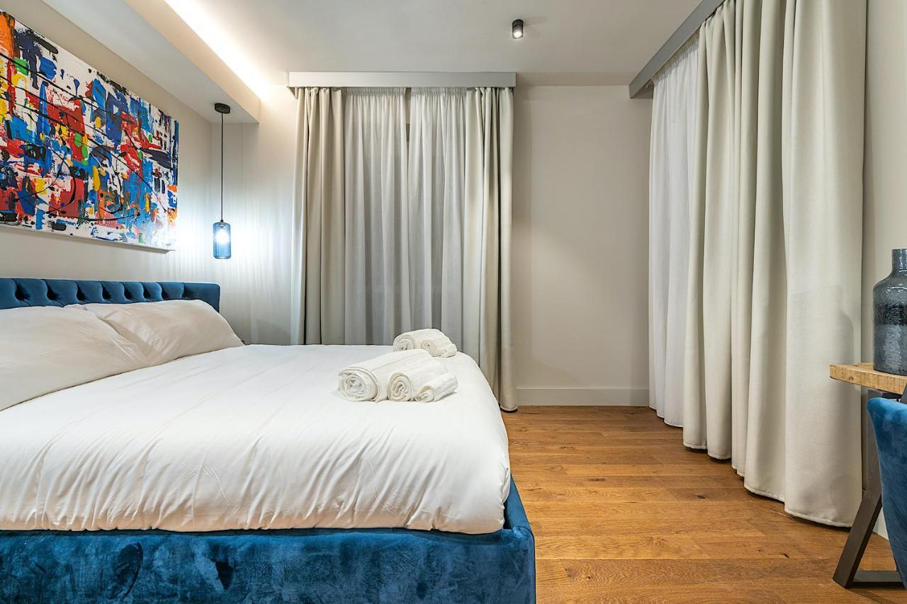 Vicomillesuites カリアリ エクステリア 写真
