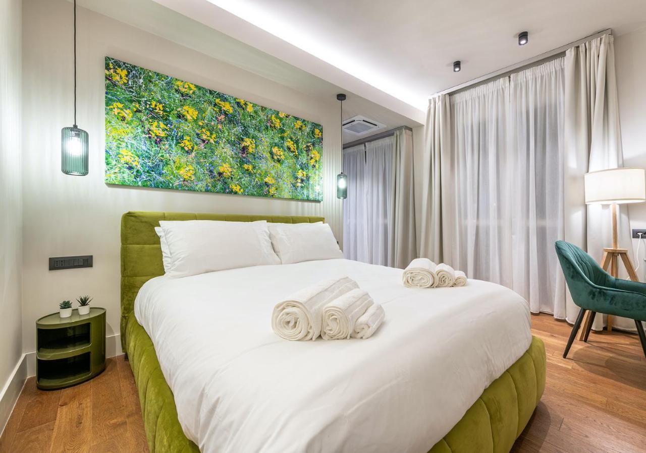 Vicomillesuites カリアリ エクステリア 写真