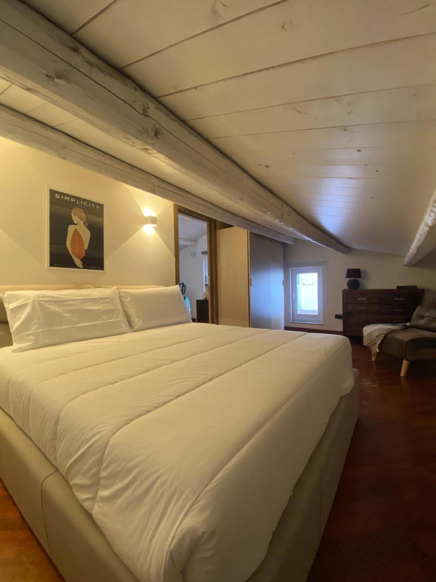 Vicomillesuites カリアリ エクステリア 写真