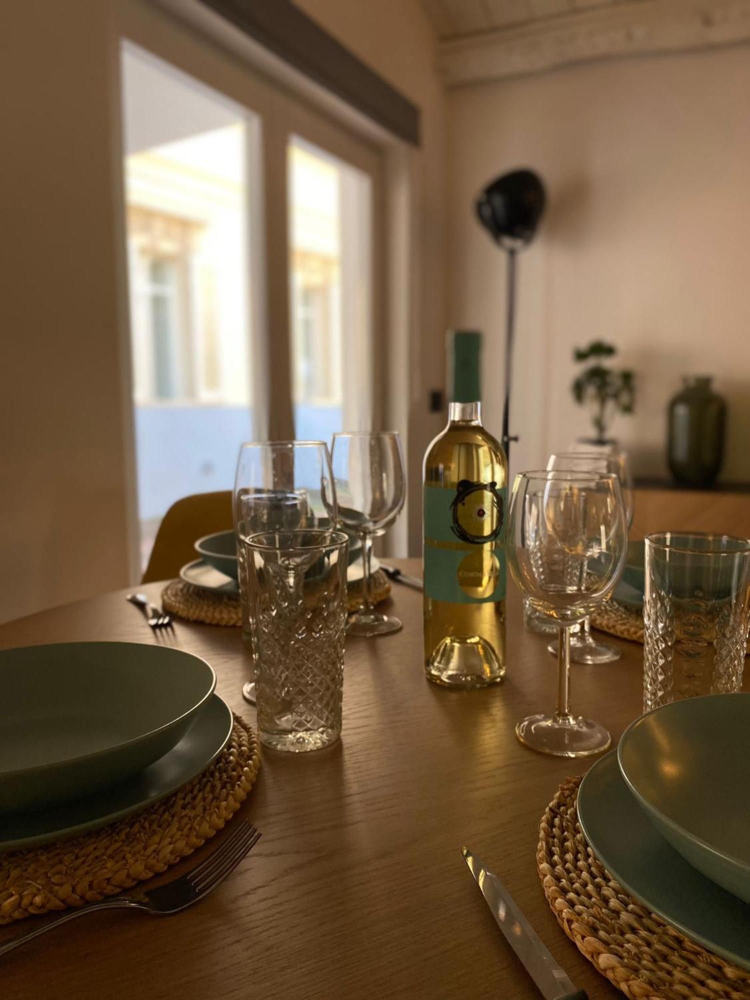 Vicomillesuites カリアリ エクステリア 写真