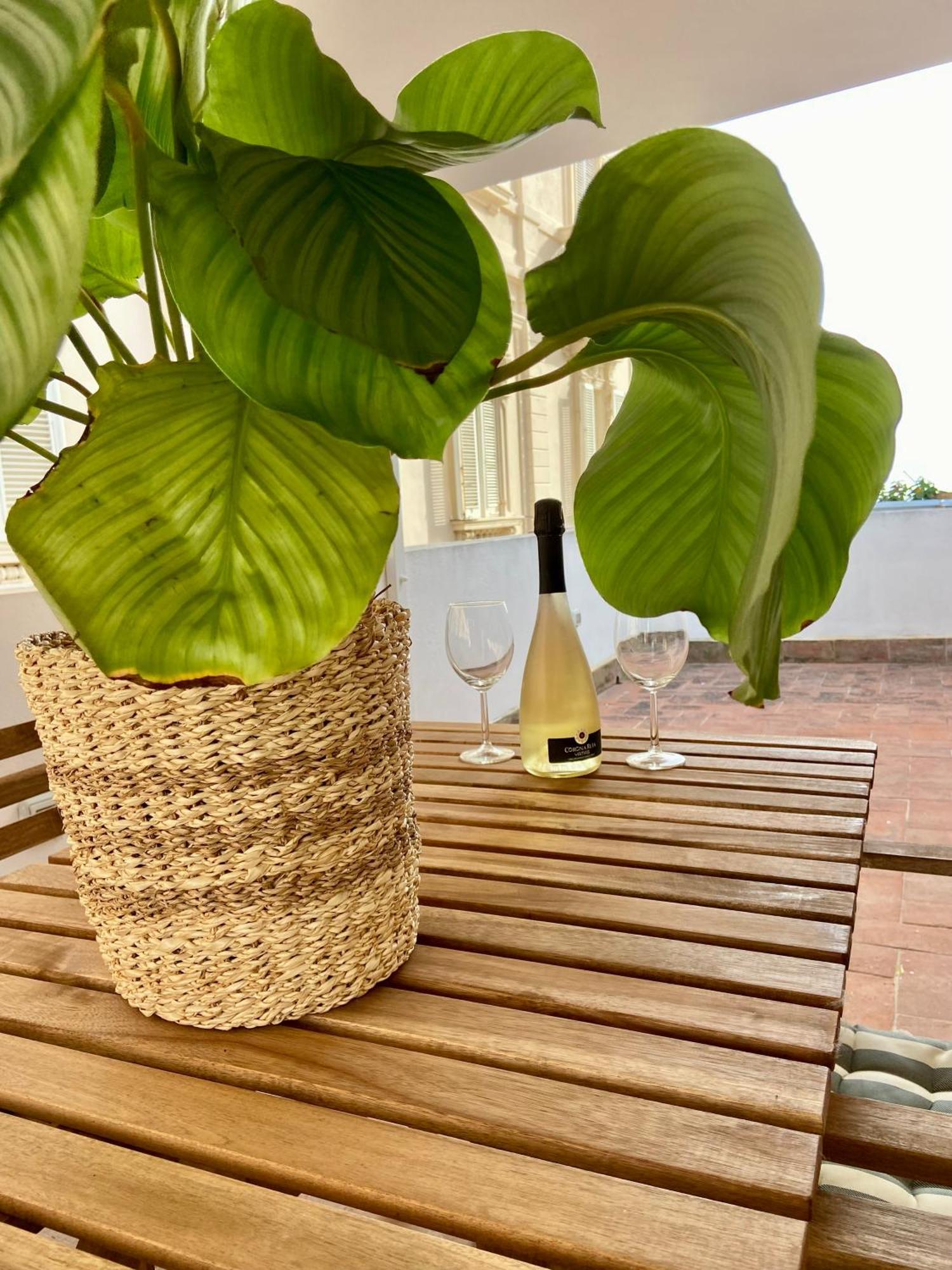 Vicomillesuites カリアリ エクステリア 写真